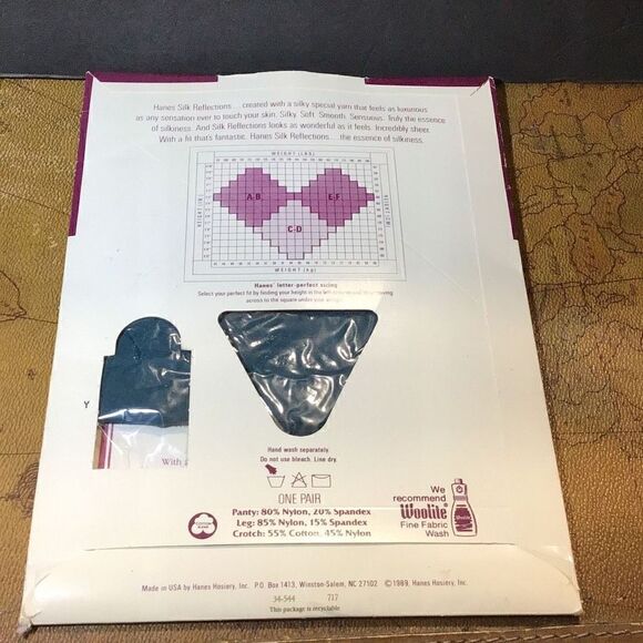 Hanes Silk reflection pantyhose. Teal blue size AB - Picture 5 of 5